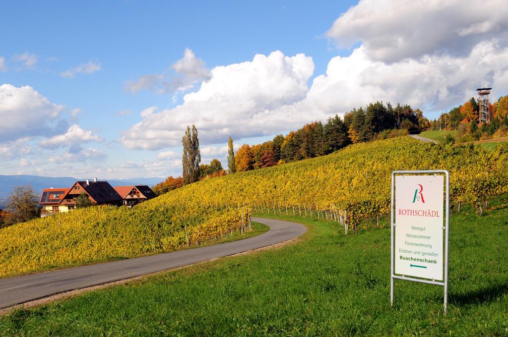 Weingut Winzerzimmer Rothschaedl Leutschach Ngoại thất bức ảnh